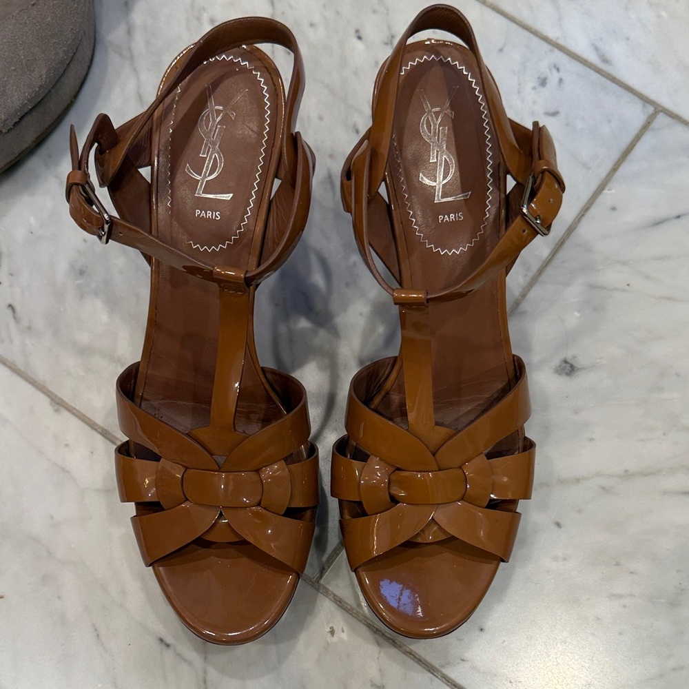 Yves Saint Laurent Patent Leather Cognac T-Strap Sandals size 38 1/2 women’s